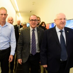 Israeli President Reuven (Ruvi) Rivlin meets with BGU President Prof. Daniel Chamovitz, Prof. Yuval Elovici, Prof. Dan Blumberg and Be'er Sheva Mayor Ruvik Danilovich at the Telekom Innovation Laboratories 
at Ben-Gurion University